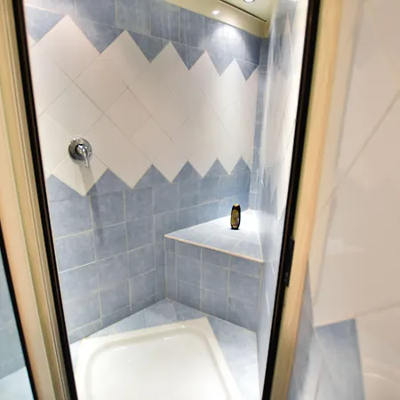 Beb Maryposa Bed & Breakfast