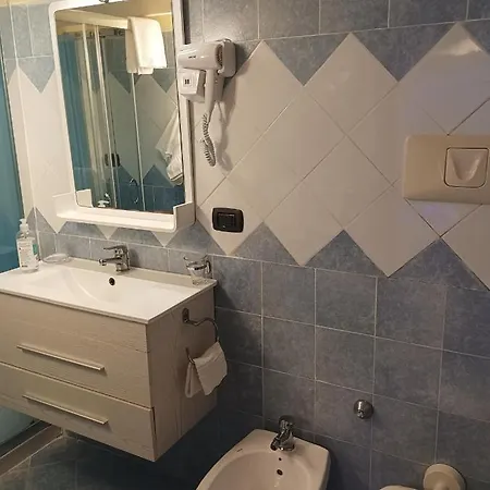 Beb Maryposa Νάπολη