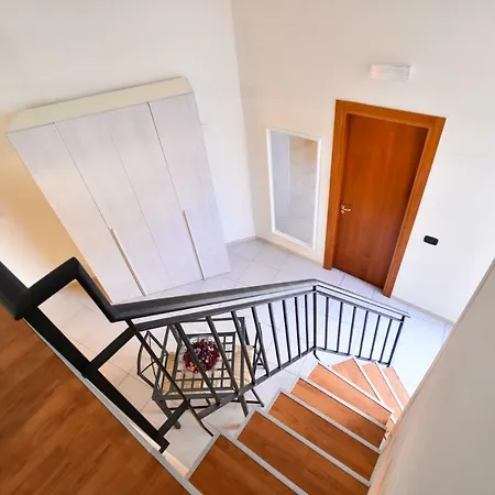 Beb Maryposa 3* Nápoles